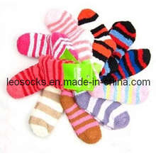 Women′s Romatic Stripe Cozy Socks (DL-BR-03)